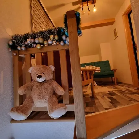 Deda Simina Vikendica Сasa de vacaciones *